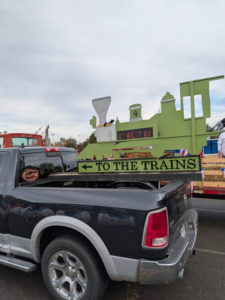 CMRC Veterans Day Parade 'float' — Crossville Model Railroad Club